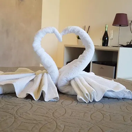 Vienna Hotel 3*