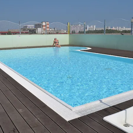 Vienna Otel
